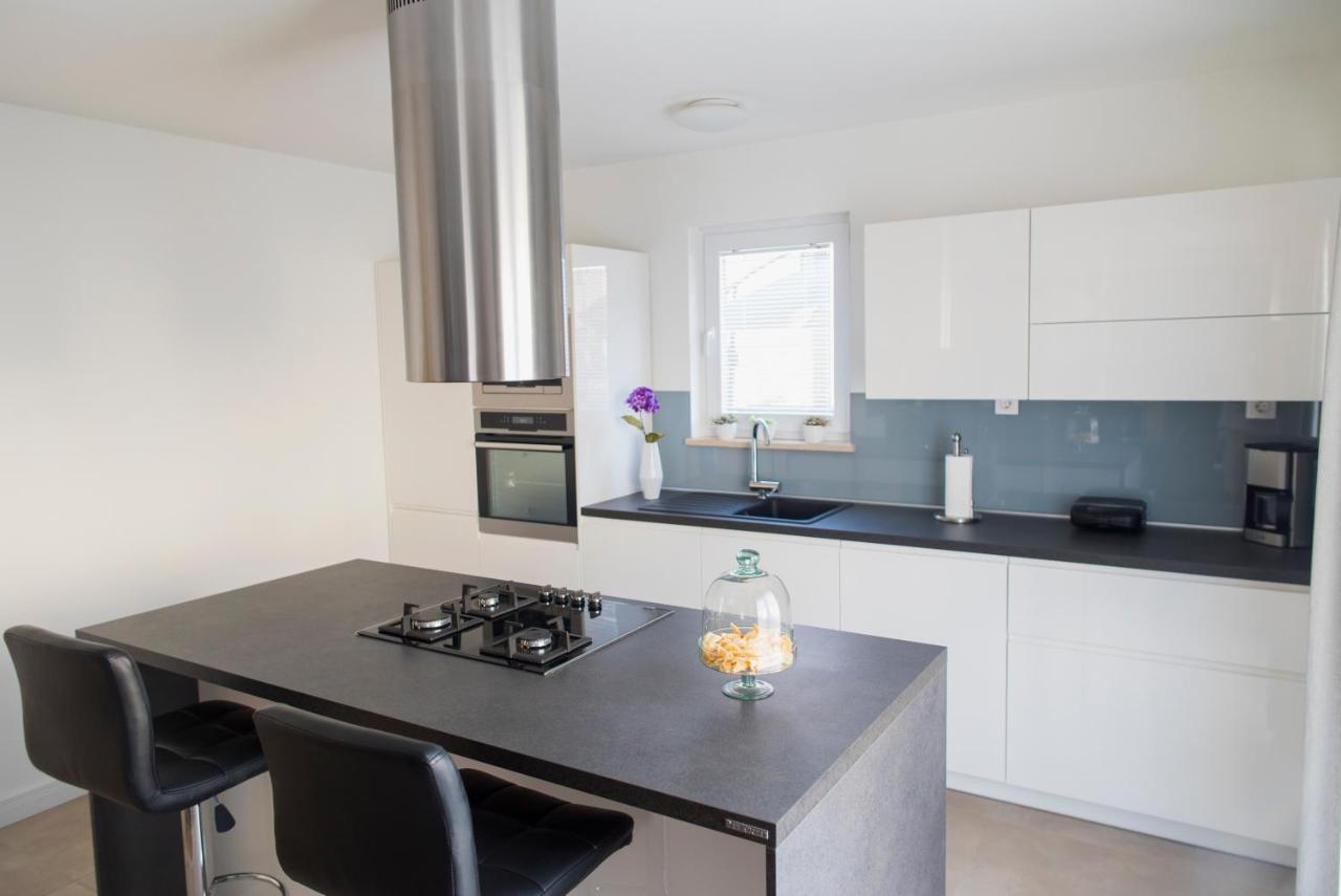 Modern Mediterranean Apartment Zadar Exterior photo